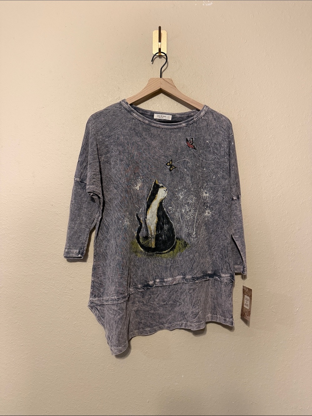 Jess & Jane Gray Cat Butterfly Print Long Sleeve Tunic Top Size Large NWT